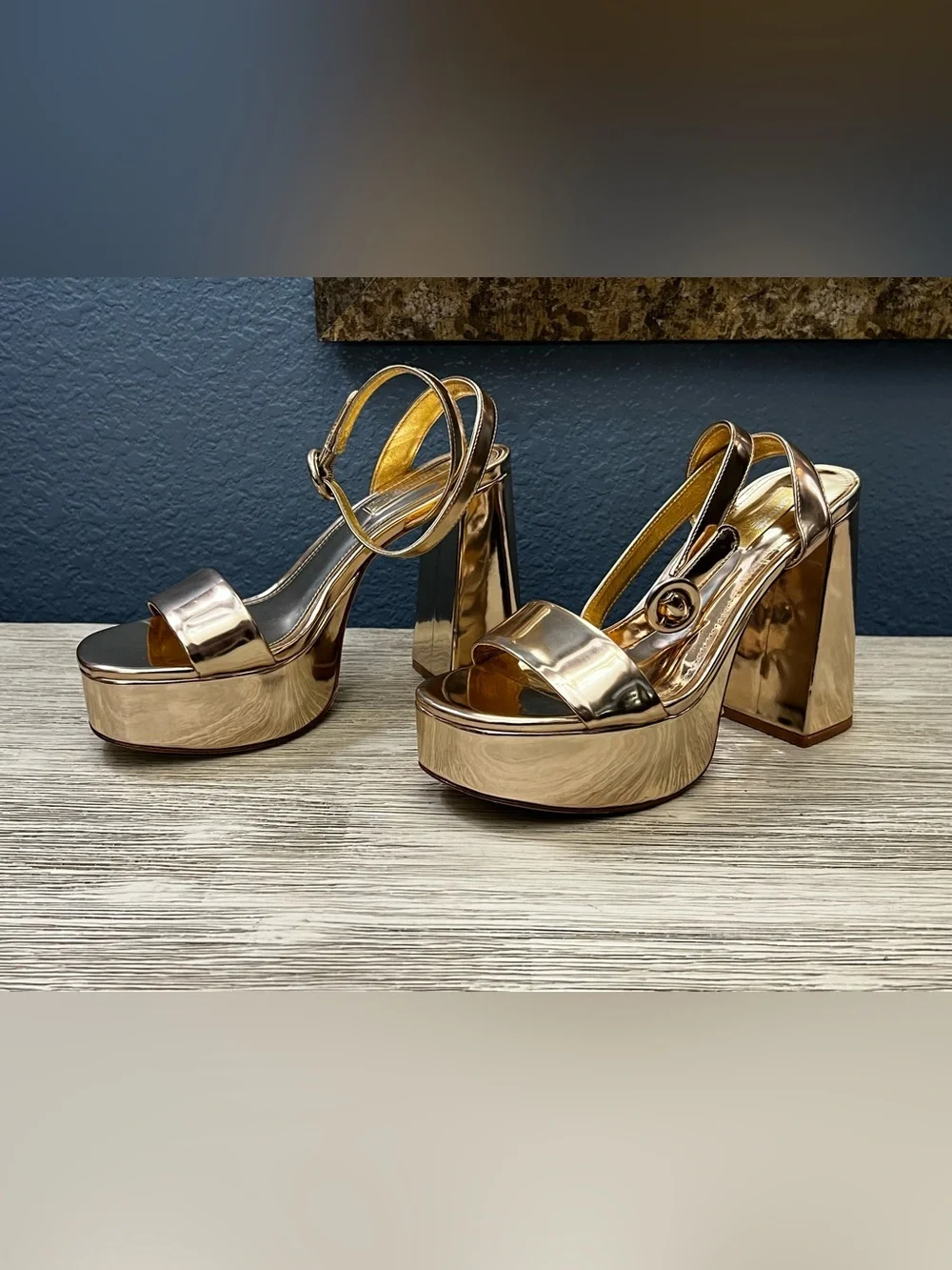 NEW!!! Larroude for LoveShackFancy Metallic Gold Platform Block Heel Sandals